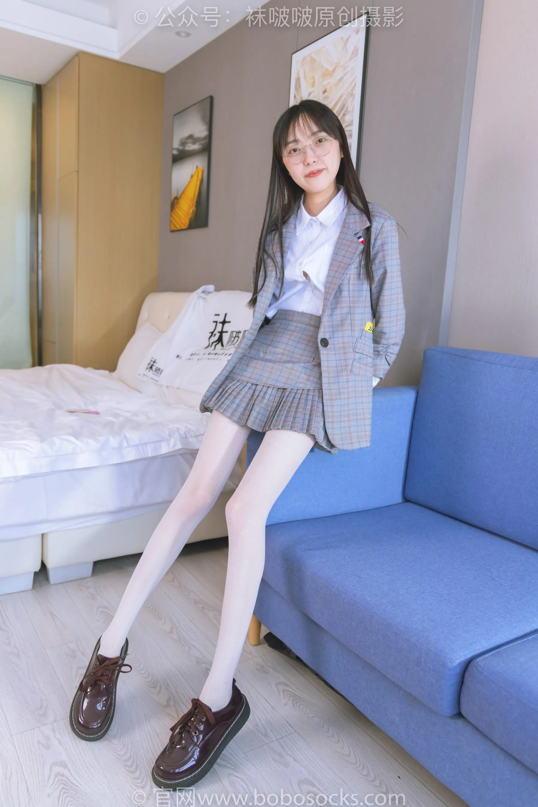 [BoBoSocks袜啵啵]NO.202 稚予-皮鞋、白色蕾丝丝袜、ol风 [87P]插图5